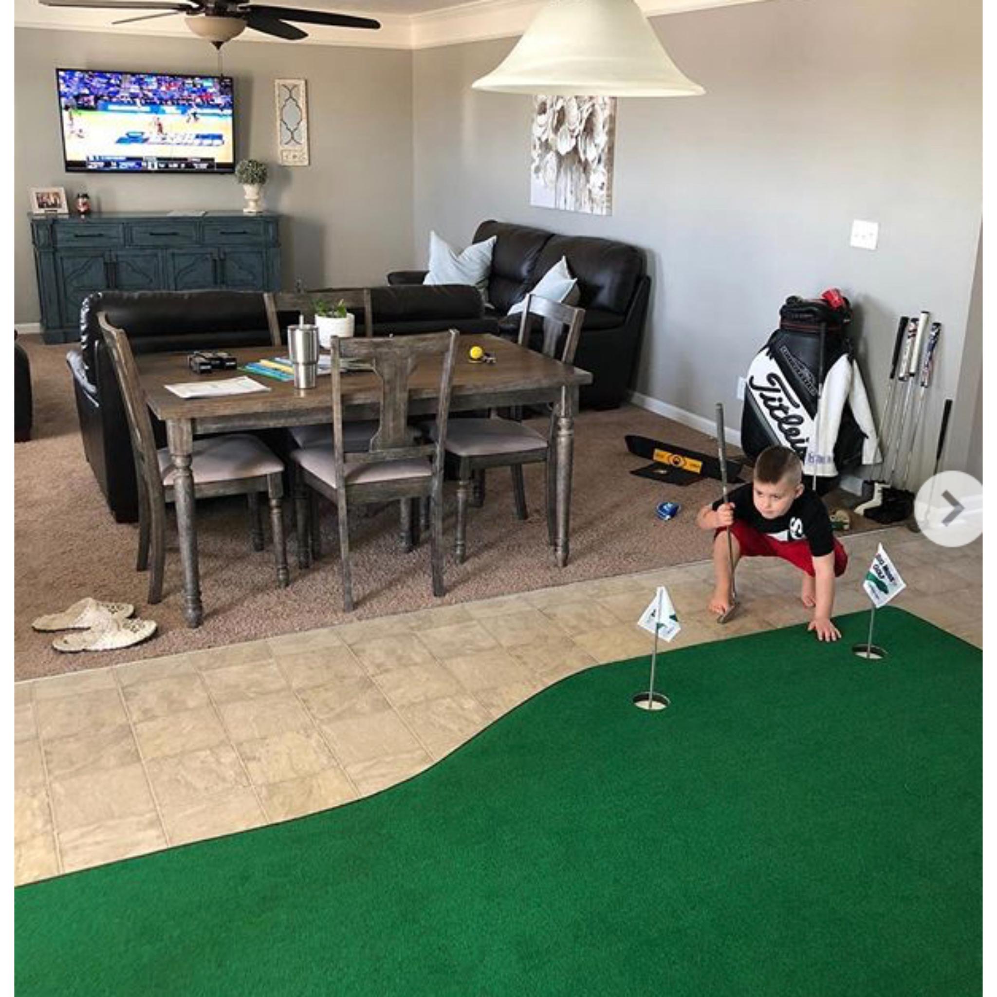 Big Moss Country Club 610 Putting Green