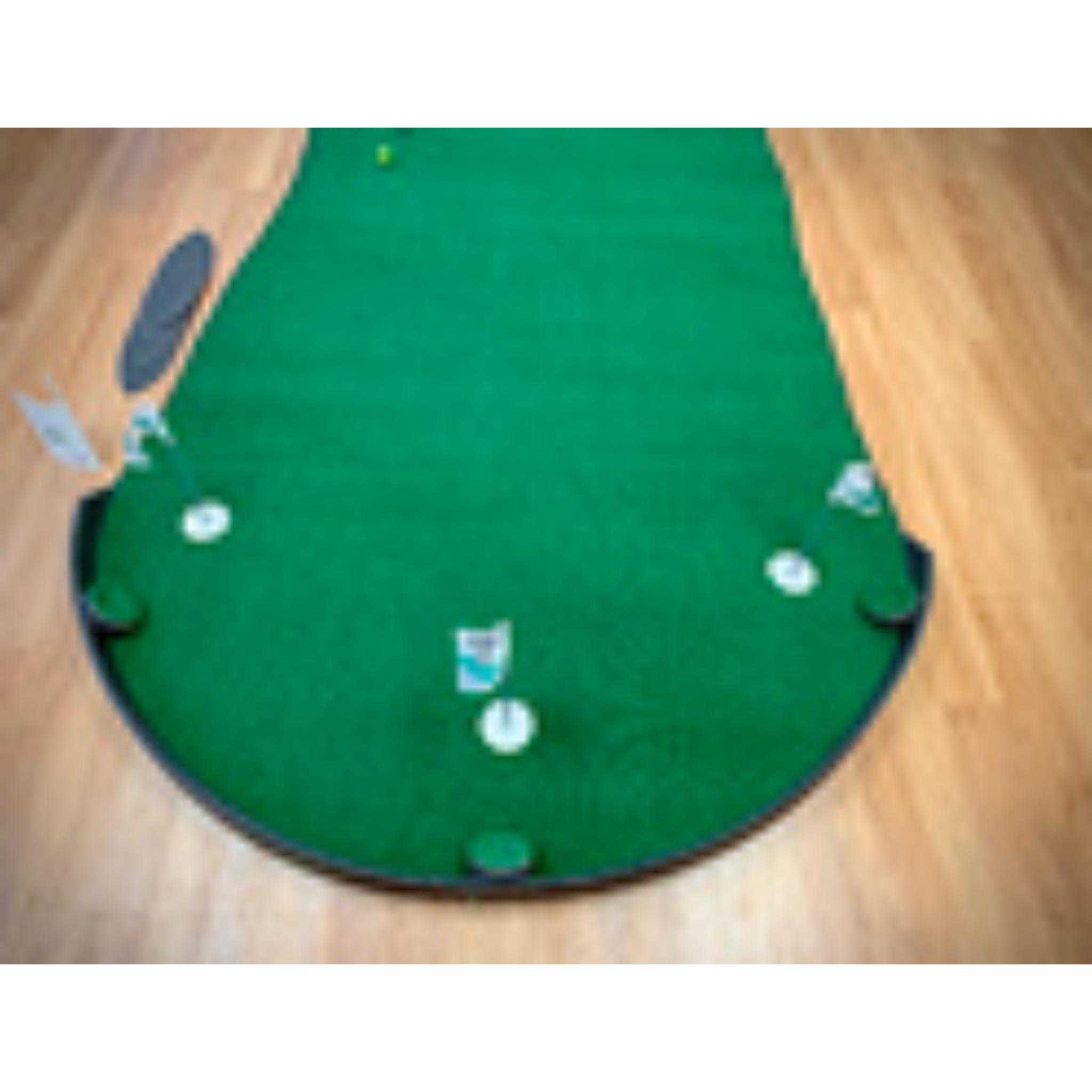 Big Moss The Admiral Putting Green