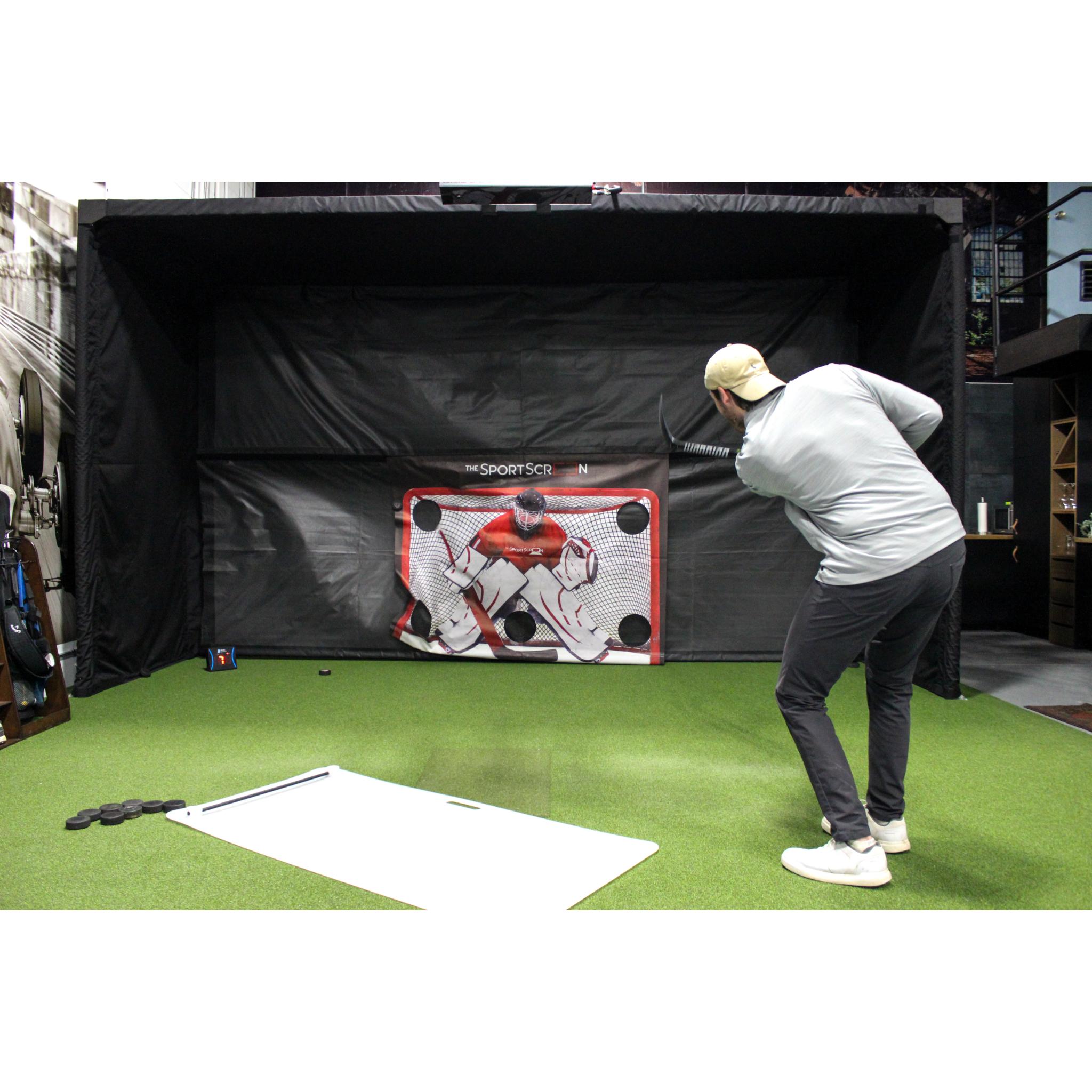 The SportScreen Parlour 16H  Golf Enclosure