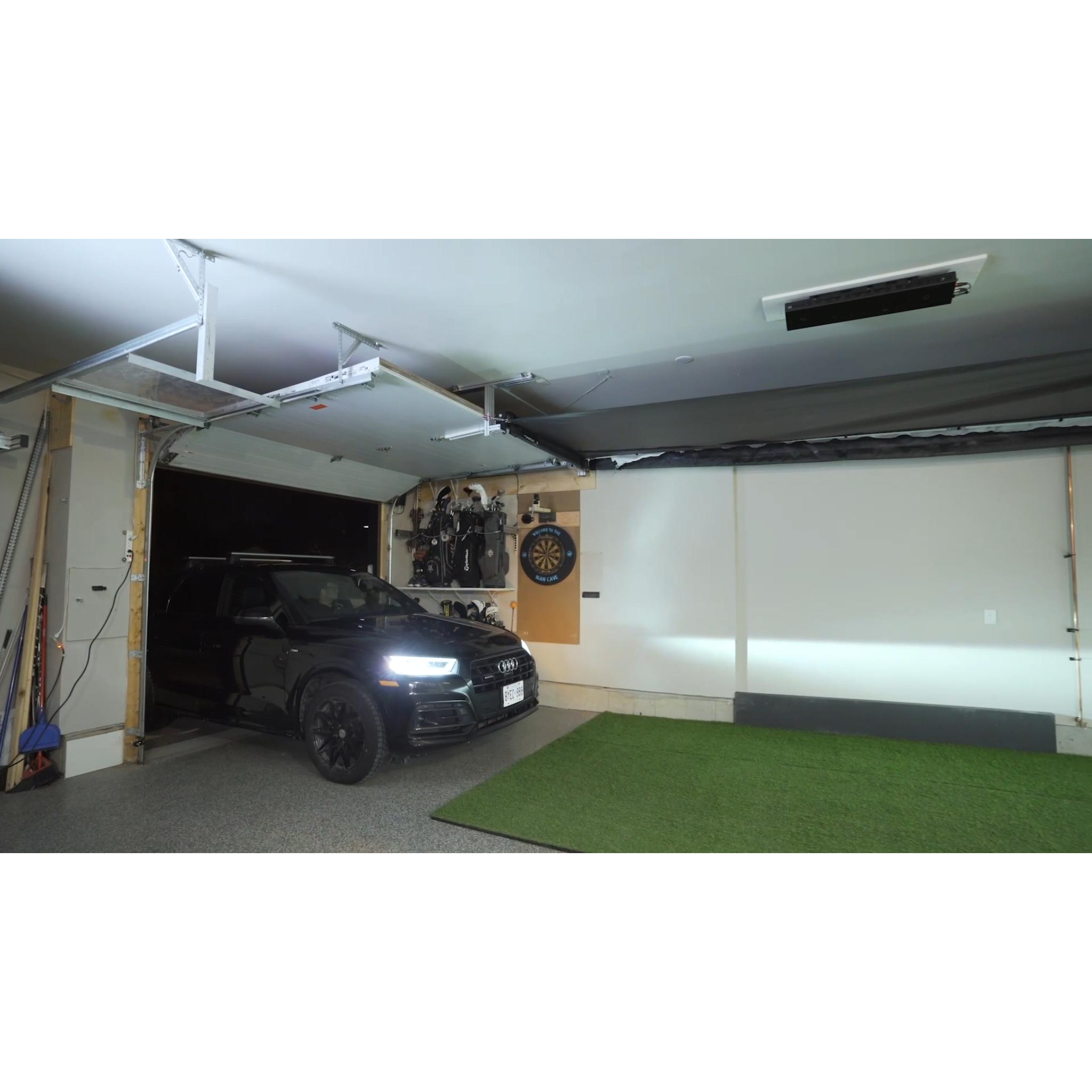 The SportScreen Vanish 16H Retractable Golf Enclosure